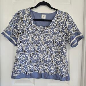 Cabi Embroidered V-Neck Eyelet Lace Top Sz S Blue White Short Sleeve Minimalist
